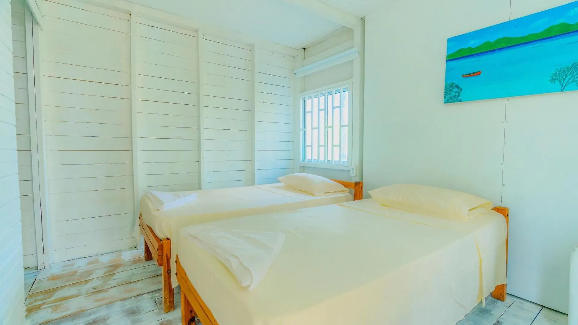 Casa Frente Al Mar Providencia Villa Archibolds